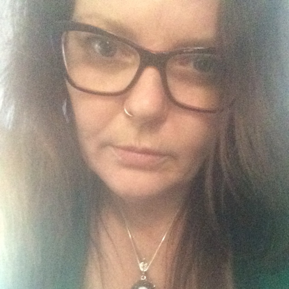 Meet your Posher, Lica